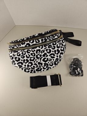 Leena Double Zipper Crossbody Bag | Leopard